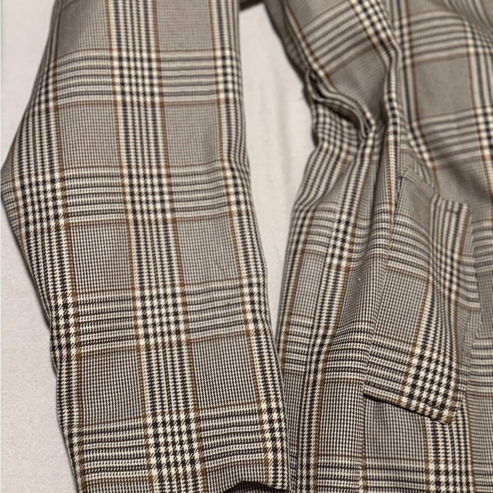 Plaid Blazer in Brown and Black size Large - Picture 3 of 16